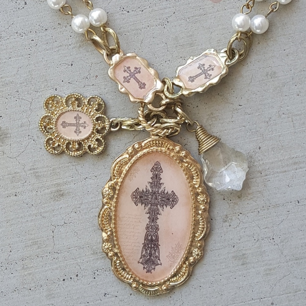 Women's 16" Fashion Cross Necklace